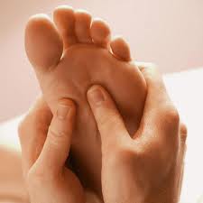 Hands to Heal Massage Therapy - Reflexology